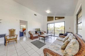 Half Mi to Marina Apt with Pool Access in Key Largo